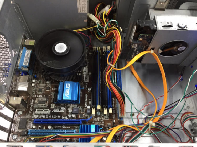 sata 硬盘 接口_sata接口硬盘安装_sata硬盘 接口