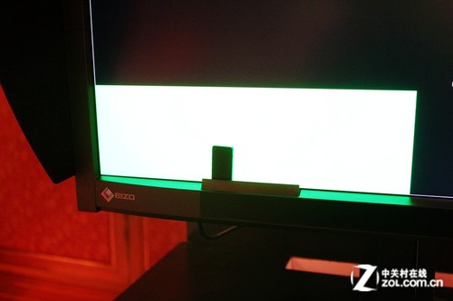 四大系列合力 艺卓发布新品显示器 