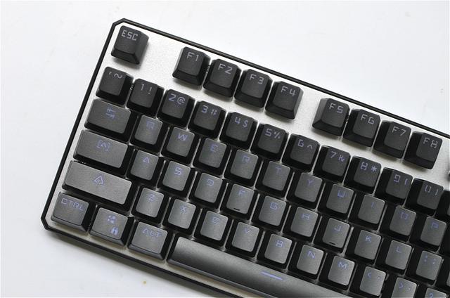 灵逸黑寡妇键盘有驱动