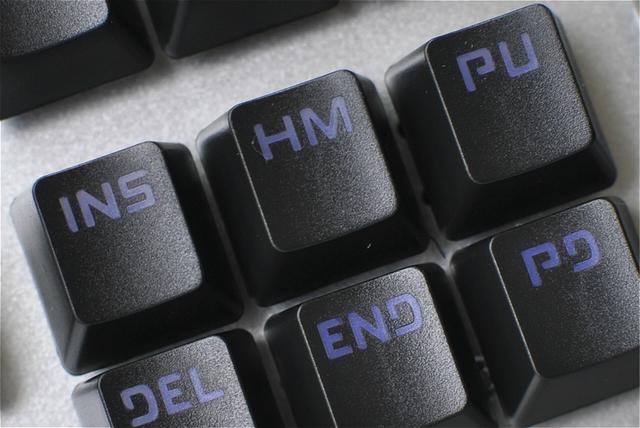 灵逸黑寡妇键盘有驱动