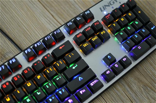 灵逸黑寡妇键盘有驱动