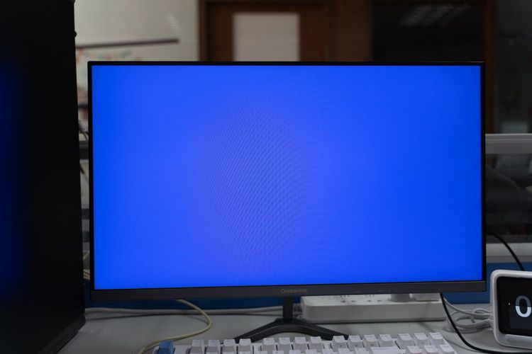 长虹19寸液晶当显示器