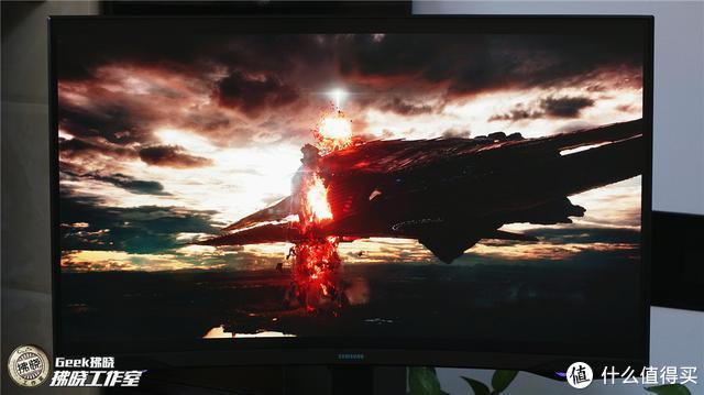 三星玄龙骑士2K电竞显示器评测：240Hz高刷屏+胜利之环呼吸灯亮了