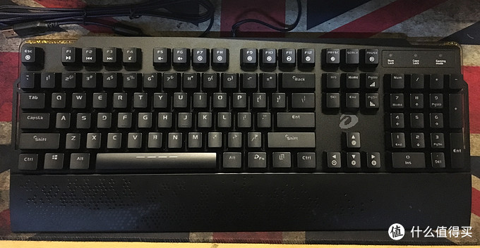 一不小心掉进了机械键盘的坑——REACHACE 达尔优 ek815 104key RGB红轴 键盘