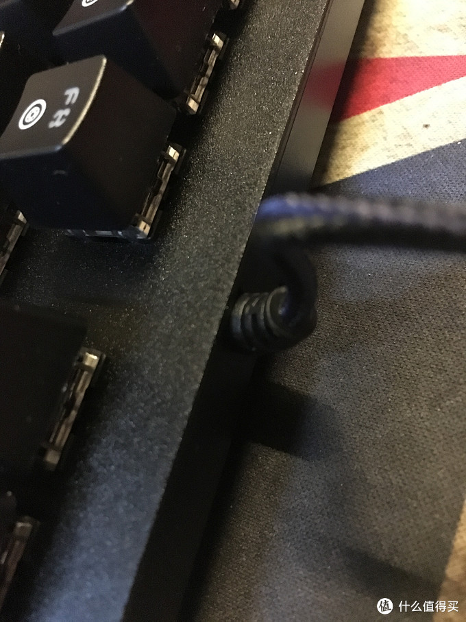 一不小心掉进了机械键盘的坑——REACHACE 达尔优 ek815 104key RGB红轴 键盘
