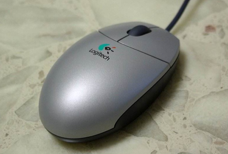 性价比最高的入门游戏鼠标雷蛇毒蝰min评测