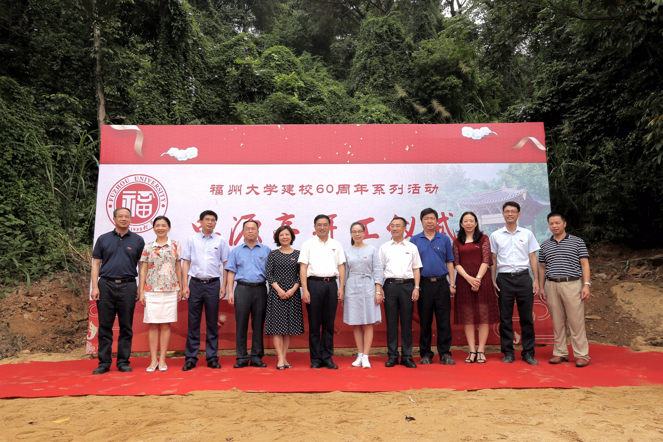 aoc显示器是什么品牌_法国aoc等级的酒在酒标上怎么显示_aoc显示器官网