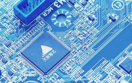 显卡怎么看是几核的_独立显卡 集成显卡 核芯显卡哪个好_核芯显卡