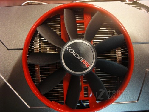 一键超频个性鲜明 镭风HD7750毒蜥售899 