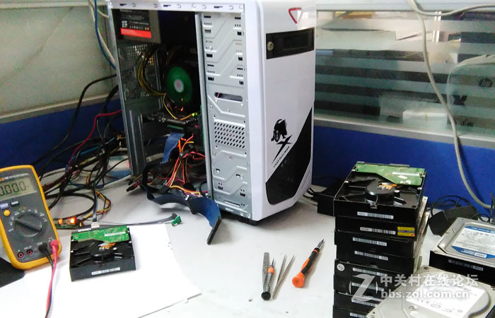 如何判断硬盘故障—硬盘不启动、异响、系统不认盘。小白也可以进。