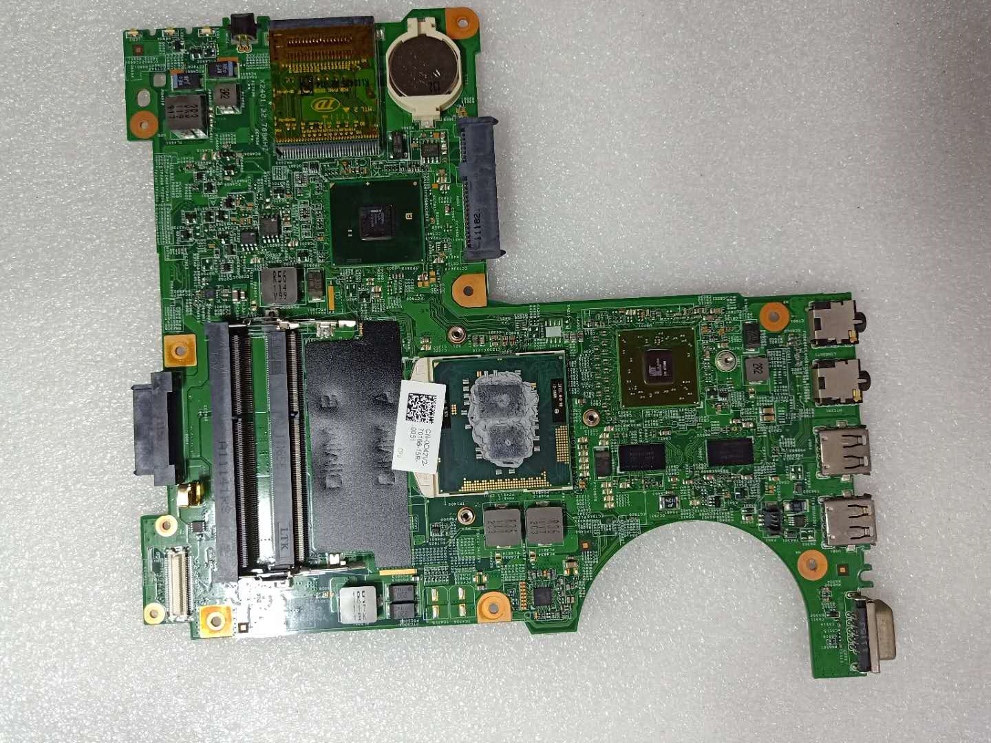 电脑换cpu需要换主板吗_苹果电脑换主板费用_修电脑换个主板多少钱