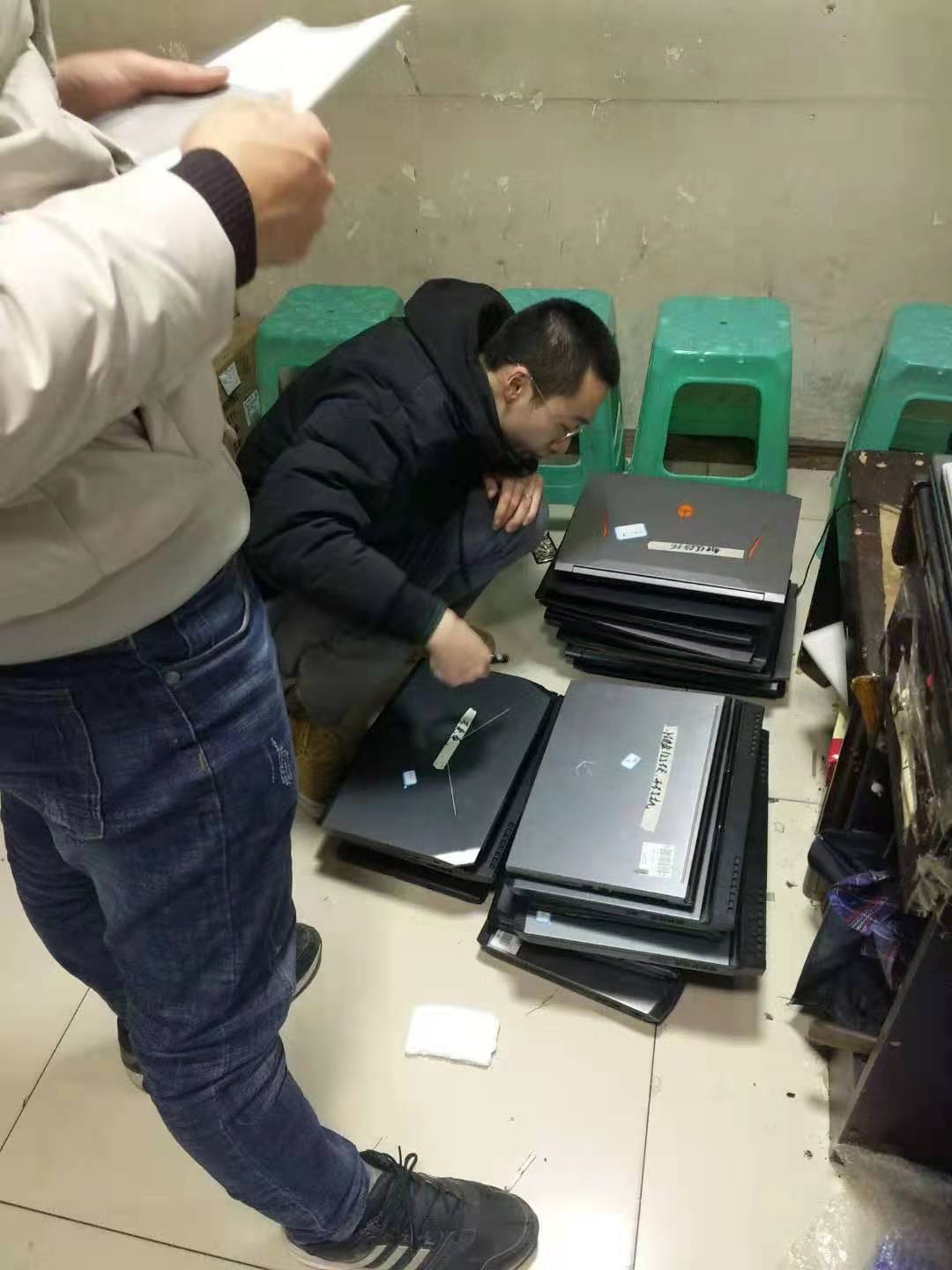 显示器能用几年_登陆器上不显示_用猫能上网 用路由器不能上网