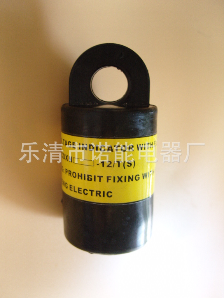 笔记本连接投影仪上画面只显示桌面背景_偏振控制器 起偏器_显示器画面偏黄