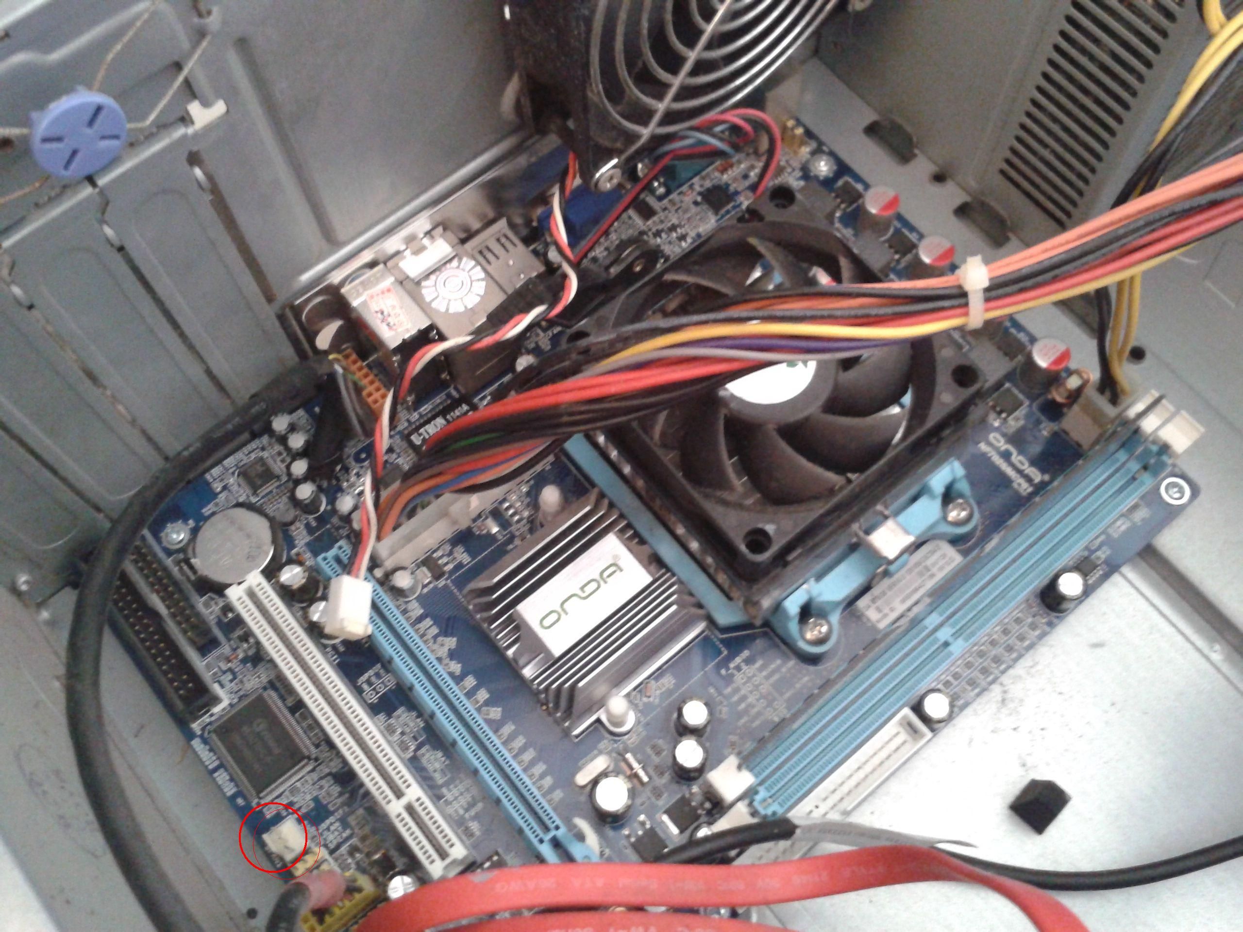 主板usb跳线接法_p8h61主板上的 usb 跳线_主板usb跳线接法