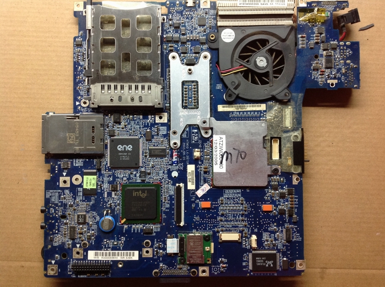 g2030集成什么显卡_独立显卡好还是集成好_集成显卡是显卡和