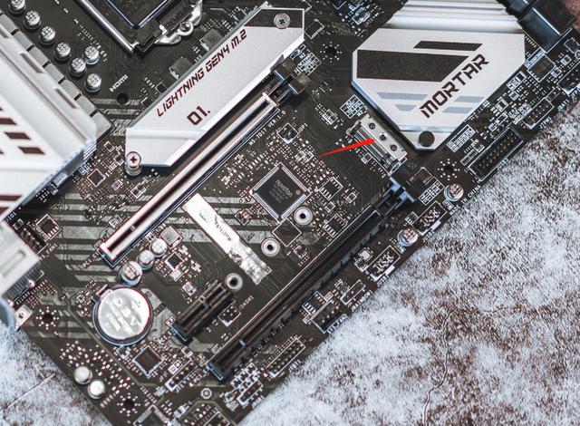 显卡控制面板 如何设置vga和hdmi双显_显卡上的hdmi接口怎么用_hdmi数据线显卡