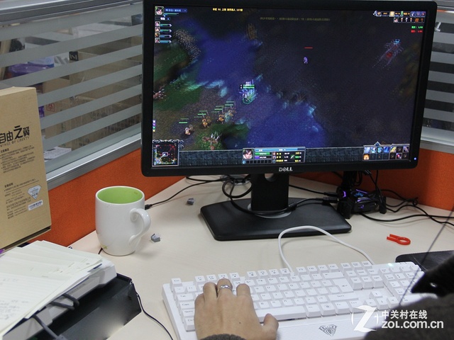 美到醉！狼蛛自由之翼白色版键盘评测 