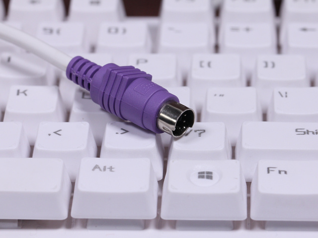 外貌党最爱 狼蛛自由之翼机械键盘评测 