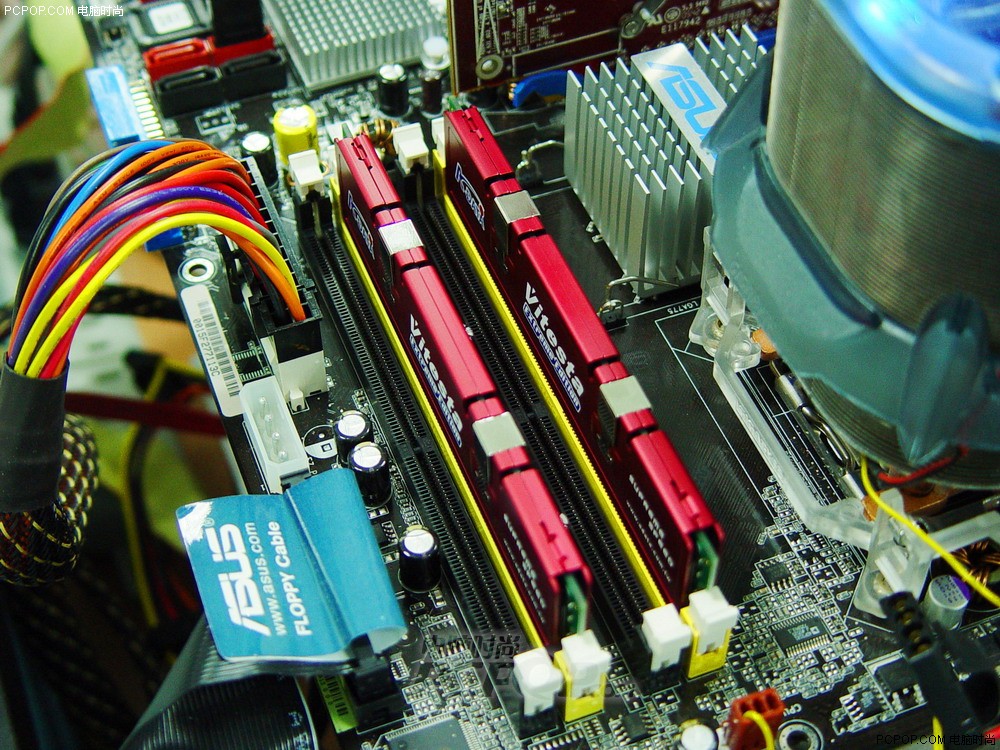 内存四通道和双通道_四通道内存主板_主板内存双通道怎么插