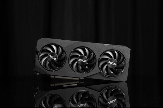 华硕玩家国度显卡