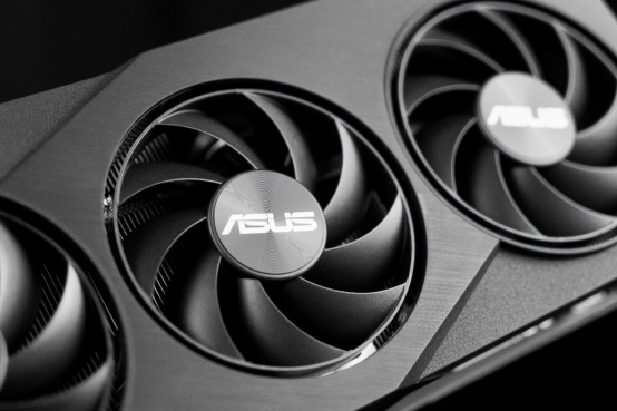 华硕玩家国度显卡