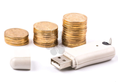 存储设备是我的标配，二是贪小便宜一定会吃亏