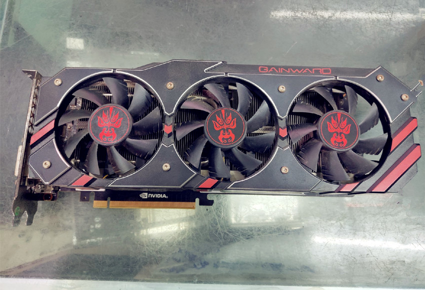 1300元的显卡体验分享，曾经的卡皇，性能强悍！