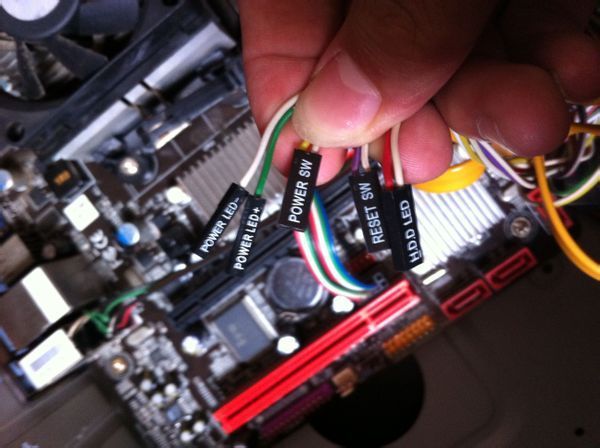 主板纽扣电池_三星r23笔记本主板电池_i8150 三星 手机 主板上的纽扣电池电压