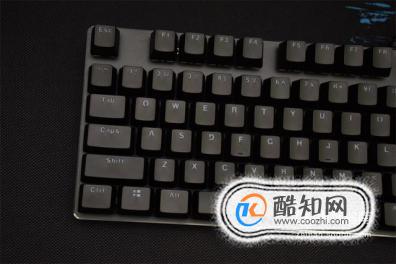 机械键盘如何调节灯光