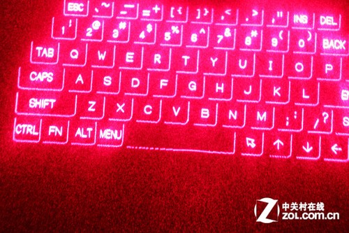 秒杀一切背光 史上最炫虚拟投影键盘评测 