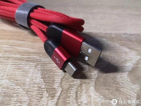 手机数据线接口的类型有哪些？