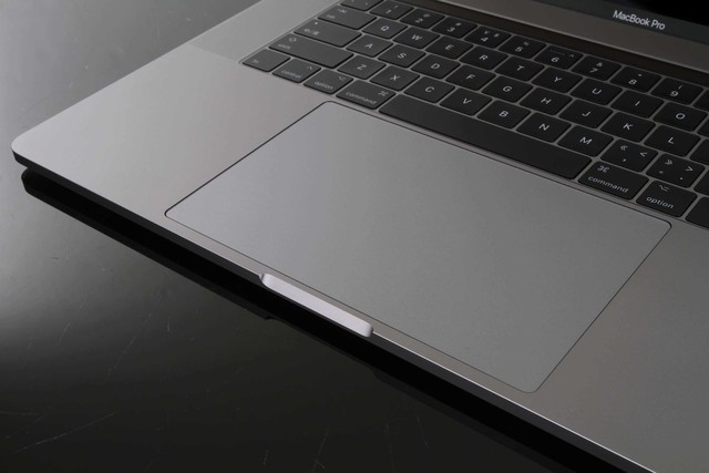 
全新16寸MacBookPro或将换装10代酷睿处理器