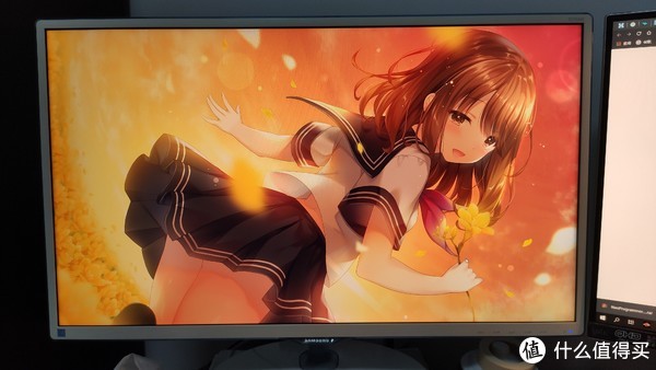 修好的显示器和本来的卢瓦尔27寸组成双屏