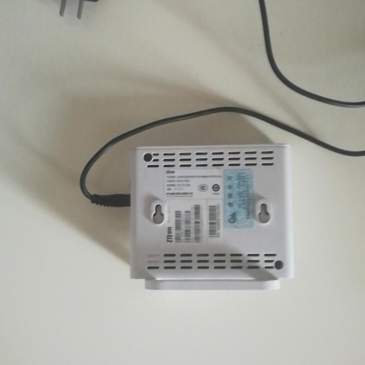 宽带用猫不用猫谁快_宽带不用光猫_宽带用路由器还用猫吗