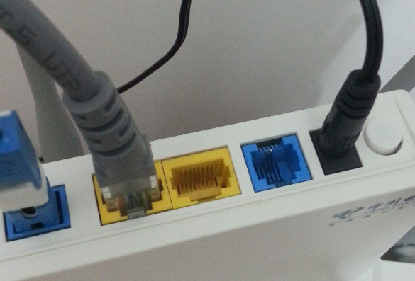 光猫 路由器 区别