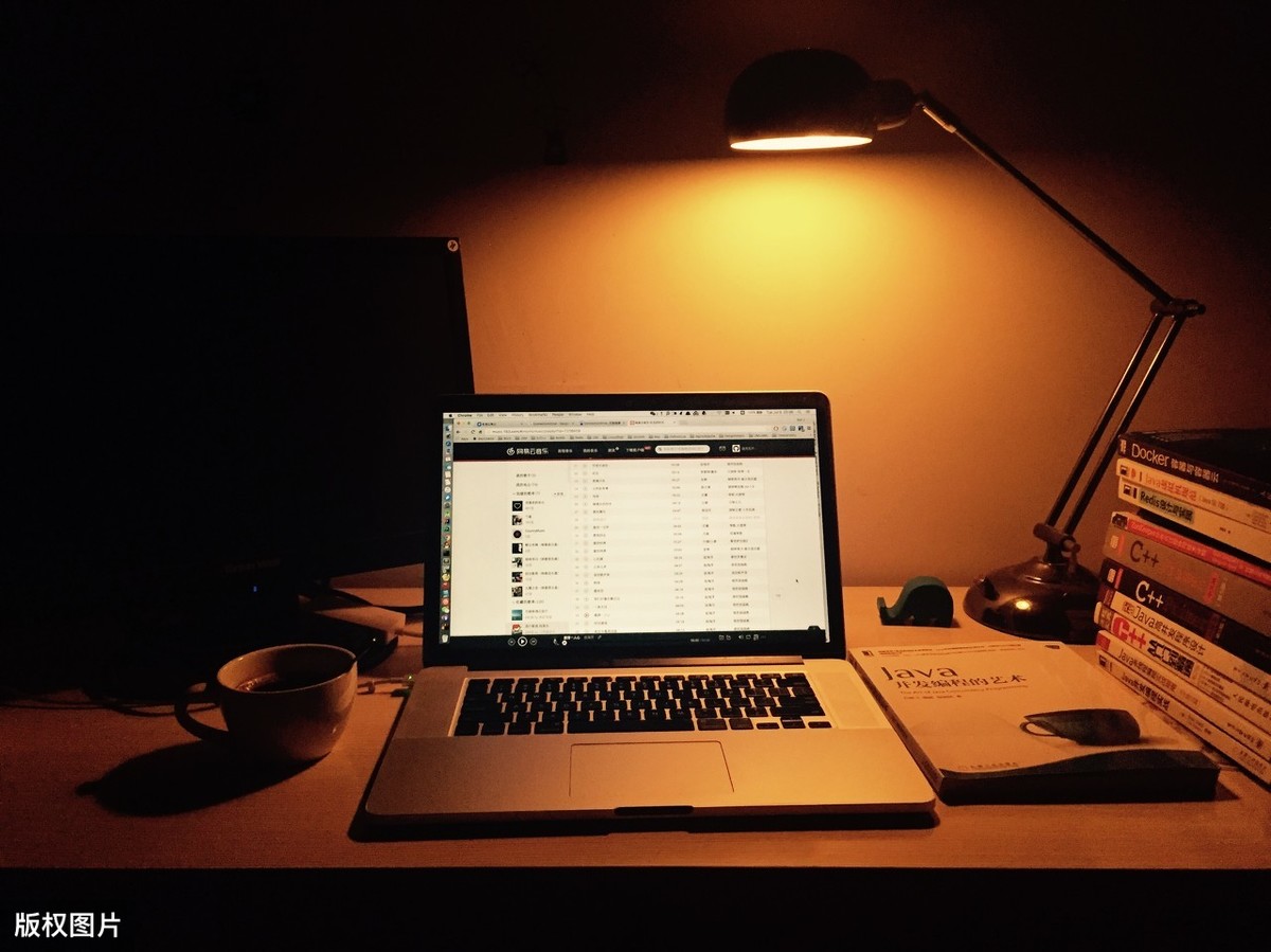 教你一招把笔记本电脑变成无线路由器，供手机上网