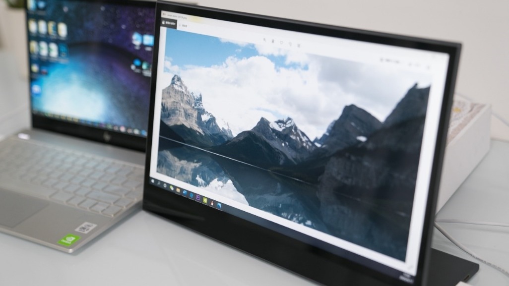 高效办公和游戏扩展第二屏，INNOCN便携显示器N1F开箱