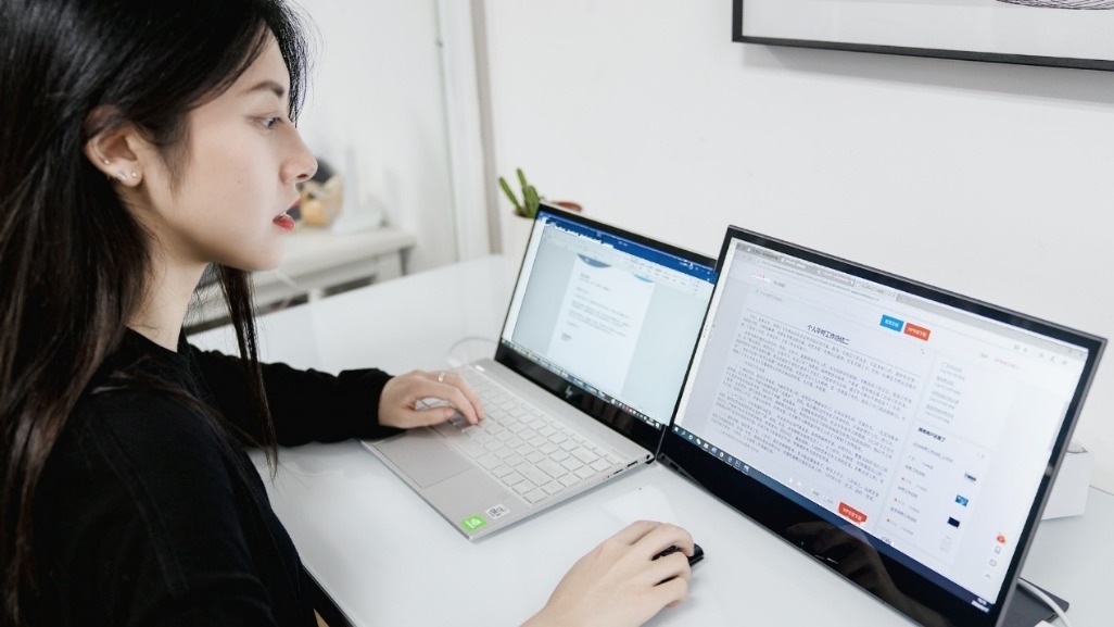 高效办公和游戏扩展第二屏，INNOCN便携显示器N1F开箱