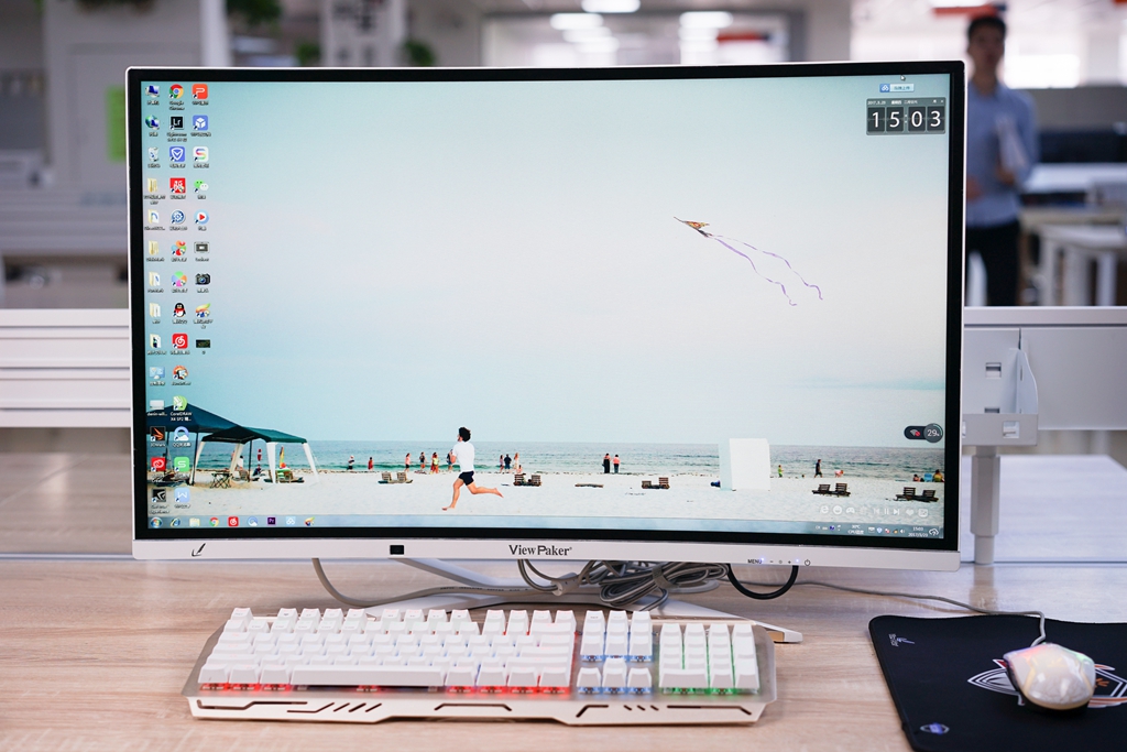 页面边框底部无法显示_两侧无边框显示器_fusioncharts显示边框