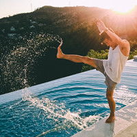 路由器亮几个灯正常