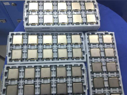 cpu散热胶用什么代替_cpu散片怎么来的_石墨片散热和液冷散热哪个好