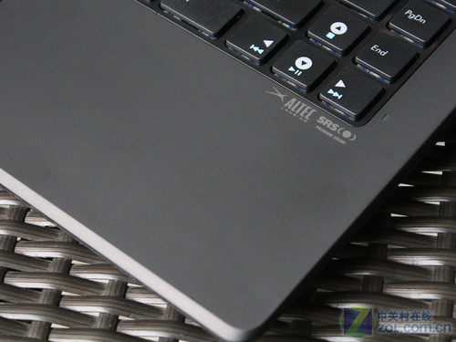 自动切换显卡 配USB3.0华硕N82首发评测 