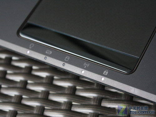 自动切换显卡 配USB3.0华硕N82首发评测 