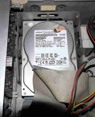 硬盘录像机安装视频_录像硬盘_摇头机安装视频步骤