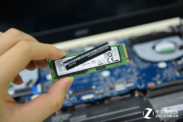 内部结构如何 宏碁VN7-592G游戏本拆解 