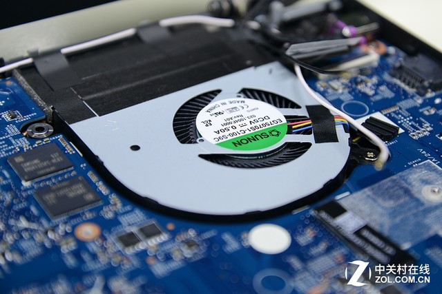 内部结构如何 宏碁VN7-592G游戏本拆解 