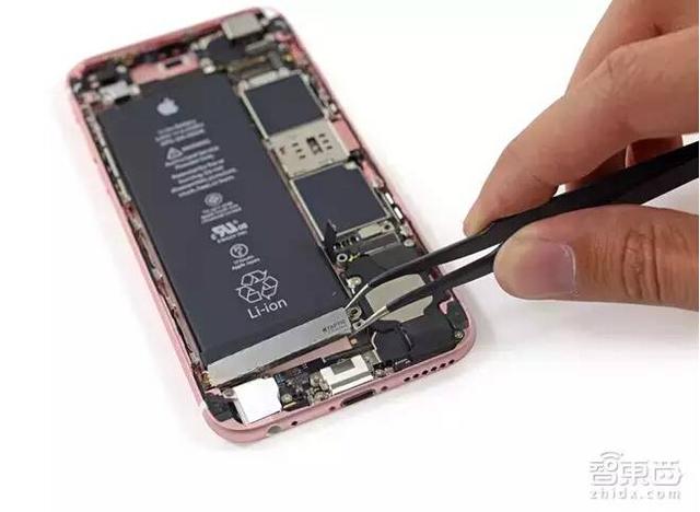 iPhone 6s终极拆解 揭秘玫瑰金内部结构