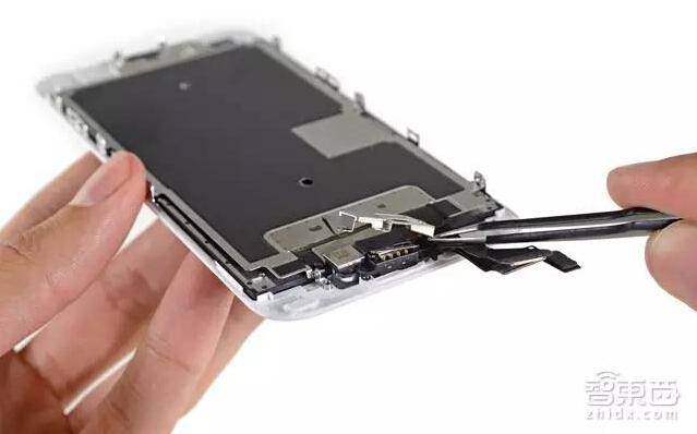 iPhone 6s终极拆解 揭秘玫瑰金内部结构