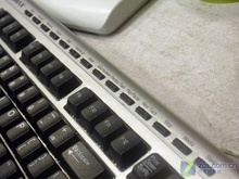 玩爽跑跑卡丁车 三星PKB-3000键盘到 