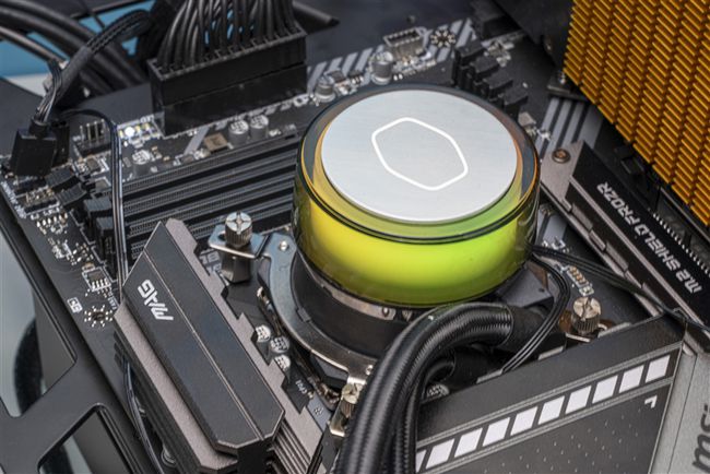 联想机箱如何更换主板的资料，让你了解一下